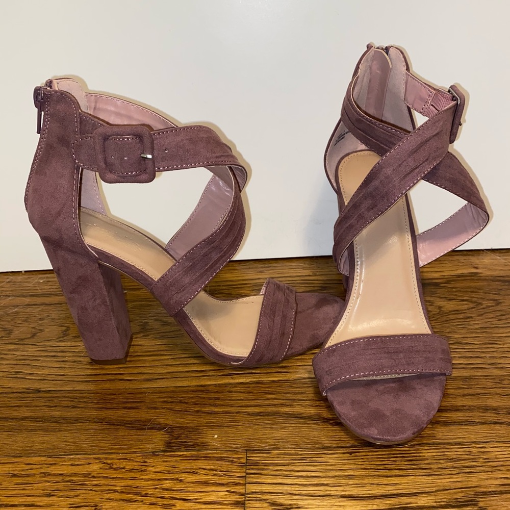 Worn once size 8 Charlotte Russe high heels